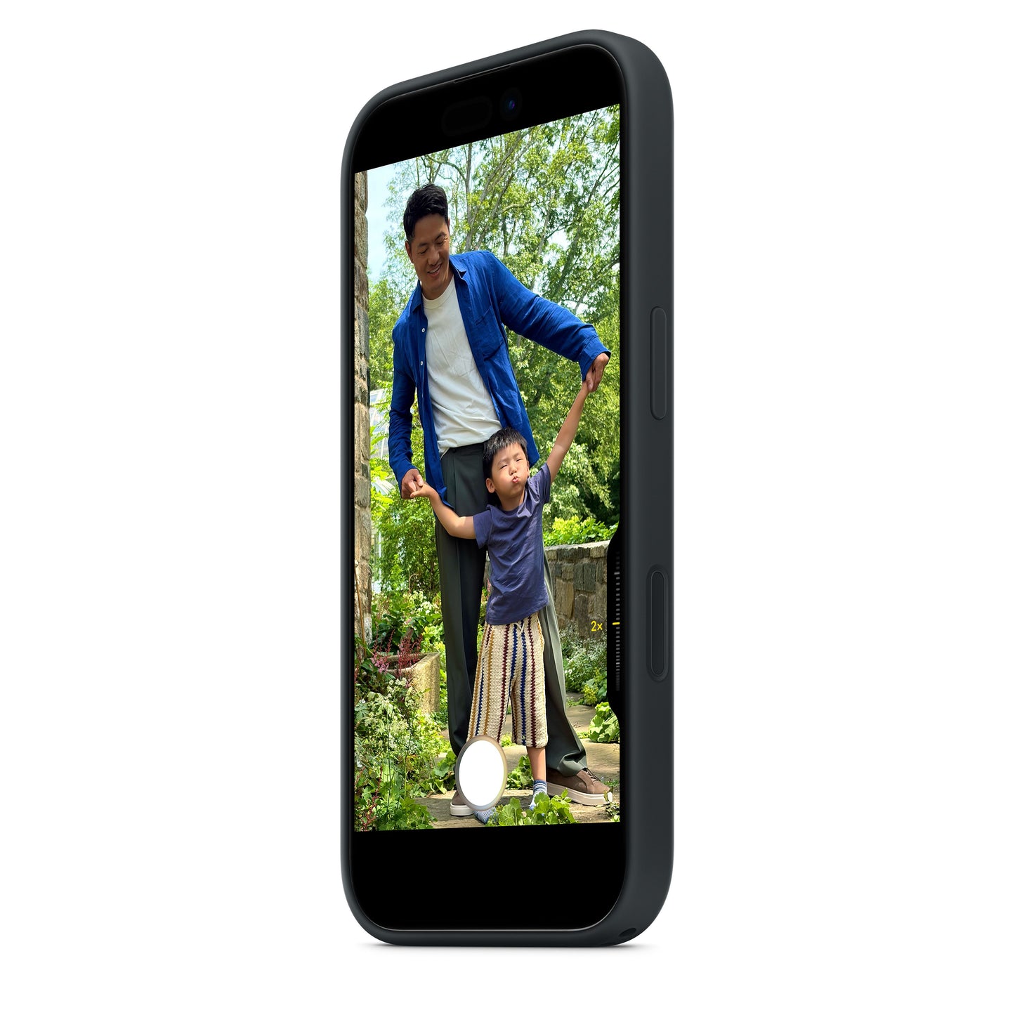 Apple iPhone 17 Silicone Case with MagSafe - Black - MGF14ZM/A