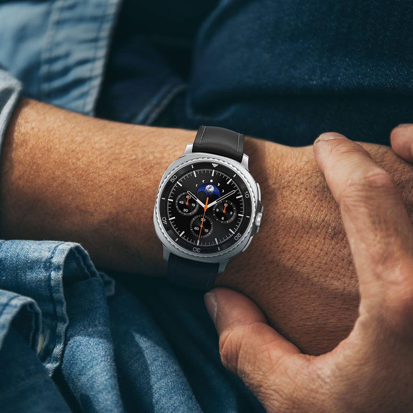 Samsung Galaxy Watch8 Classic Stainless Steel Smartwatch 46mm BT - Black - (2025, SM-L500NZKAXAA)