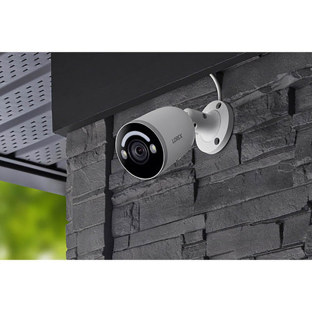 Lorex 4K IP Wired Bullet Security Camera with Smart Security Lighting and Smart Motion Detection (White)