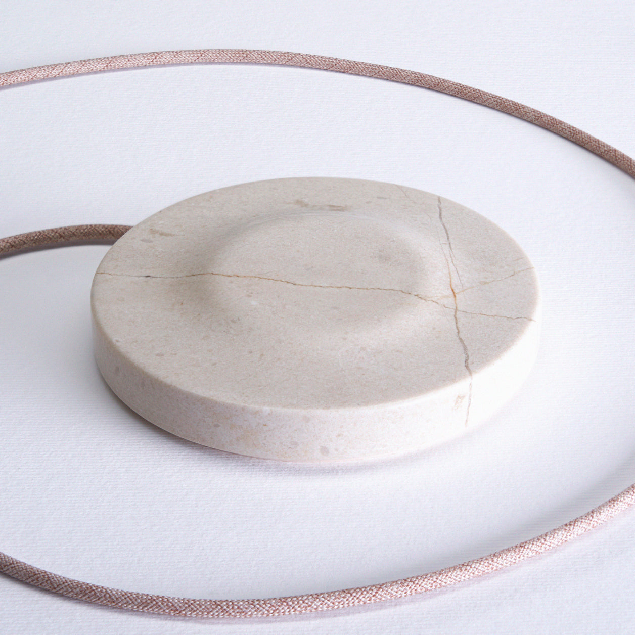 Einova Classic Wireless Charging Stone | Cream Marble