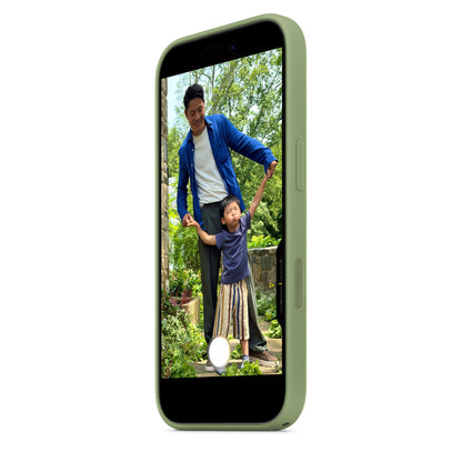 Apple iPhone 17 Silicone Case with MagSafe - Light Moss - MGEX4ZM/A