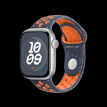 Apple 40mm Blue Flame Nike Sport Band - M/L - MC2F4AM/A (2024)